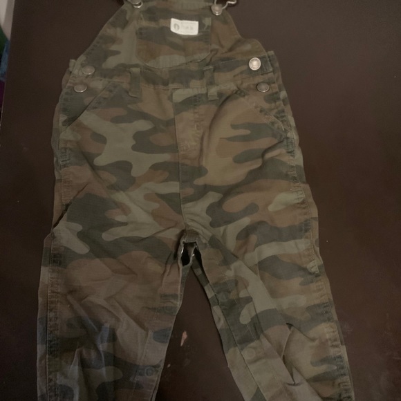 Boys jumpsuit - Picture 1 of 1